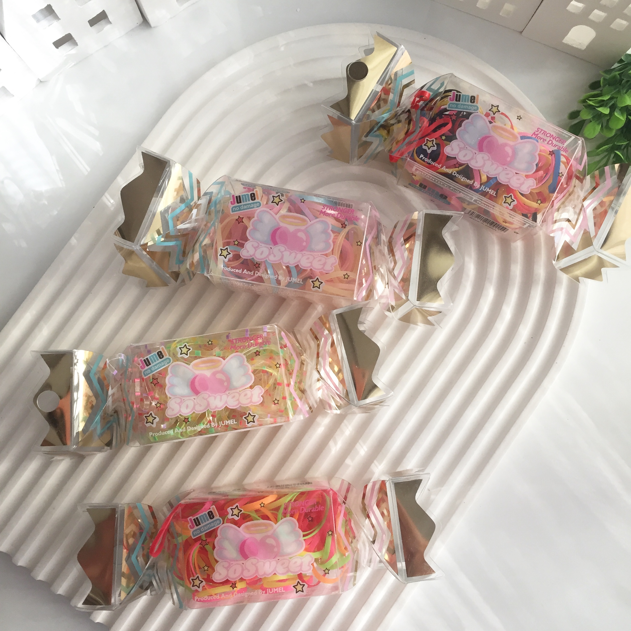 Şeker paketinde çoklu lastik toka