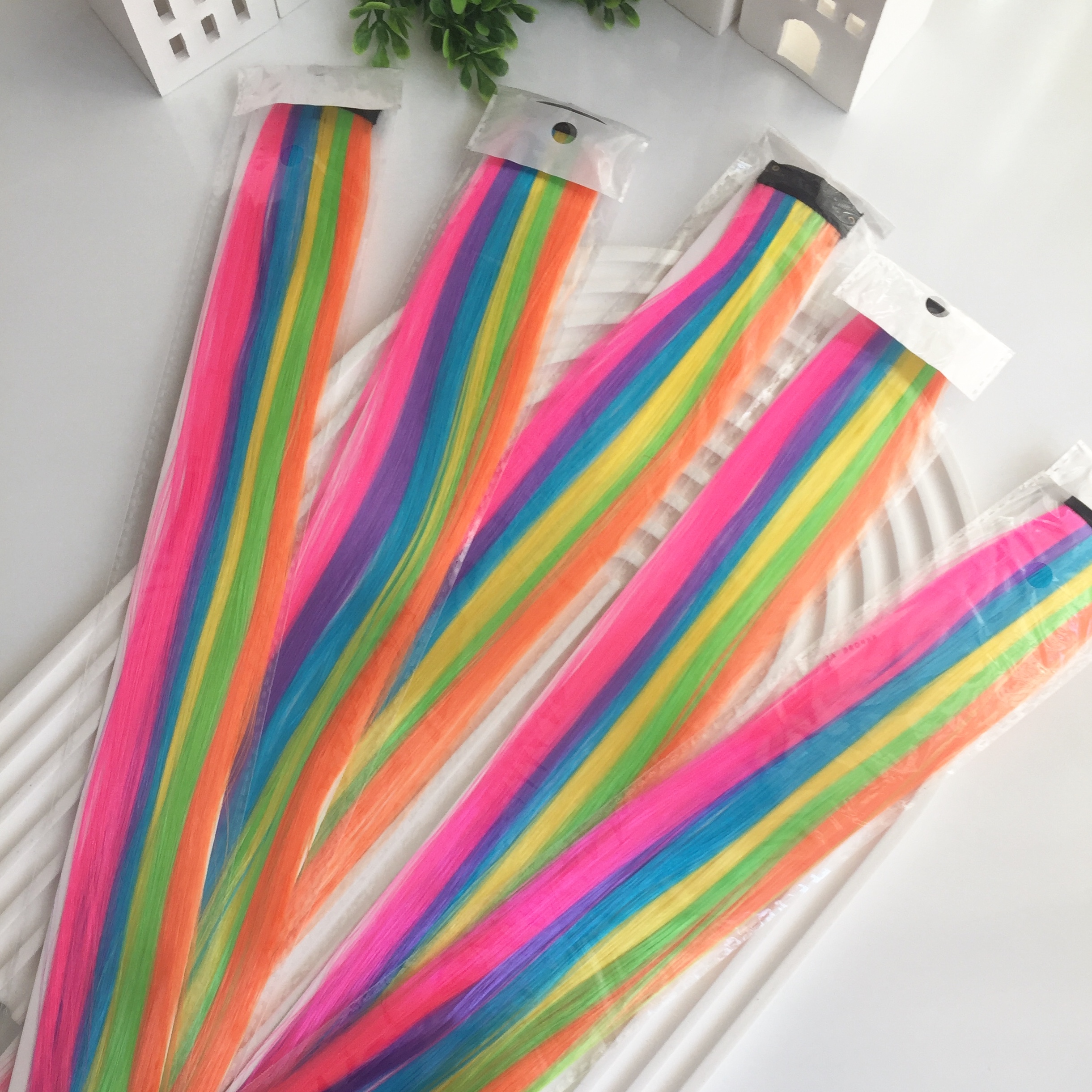 Çıtçıtlı renkli saç