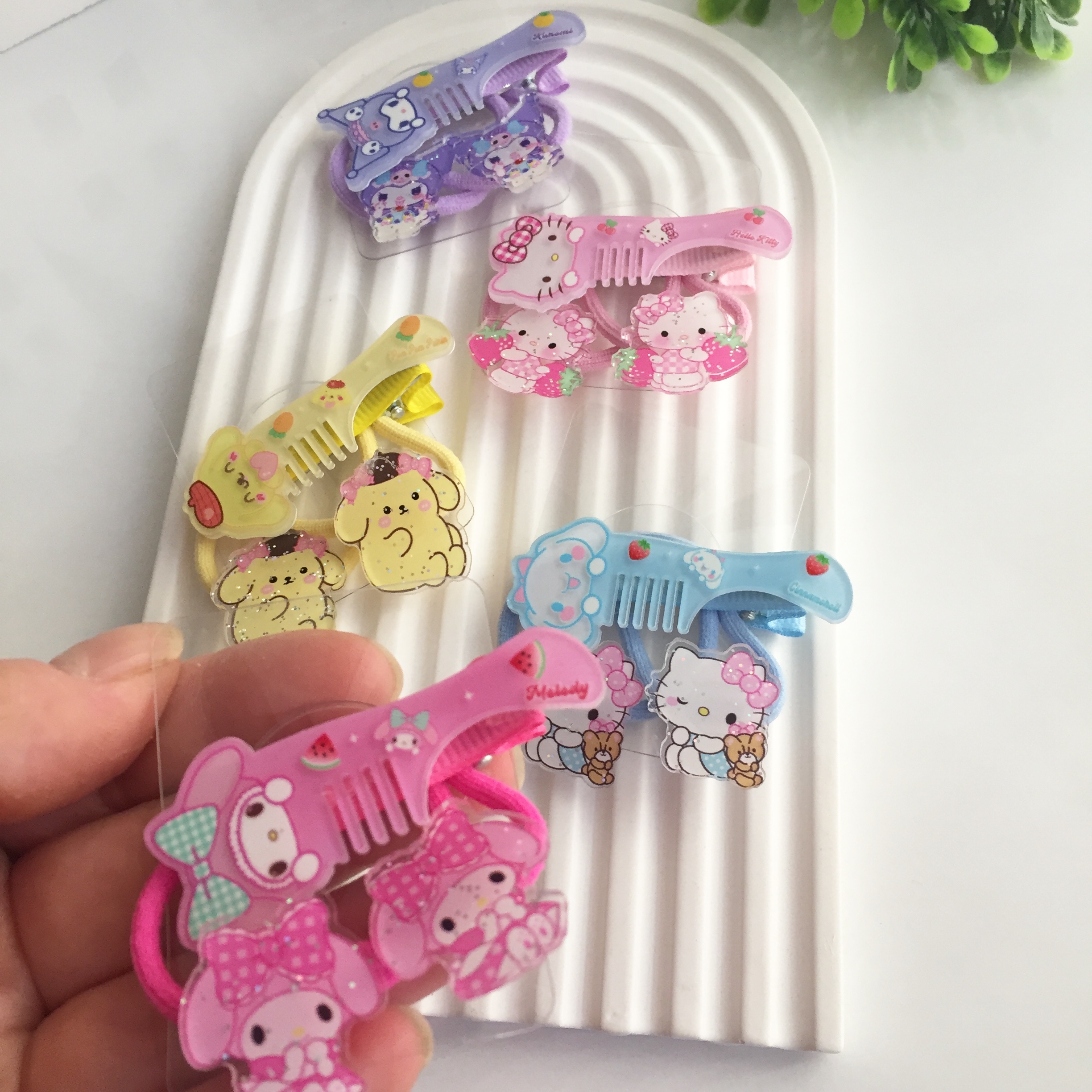 Sanrio Karakterli Klips ve Lastik Toka