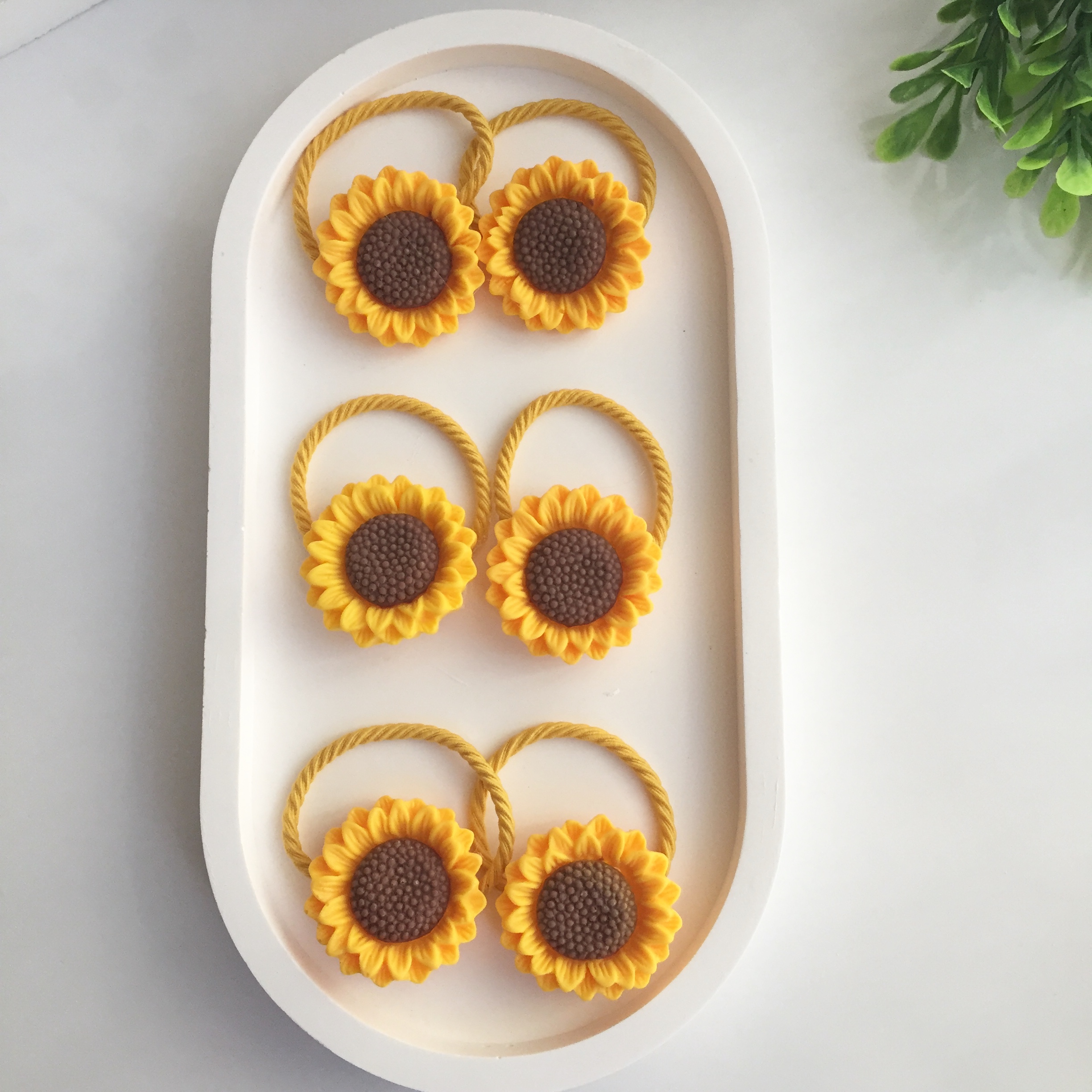 Ayçiçeği Çiftli Toka